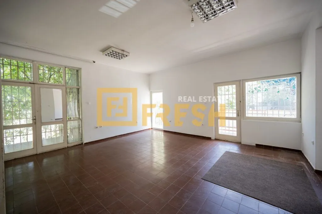 Rent, office space, 140m², Preko Morače, Podgorica