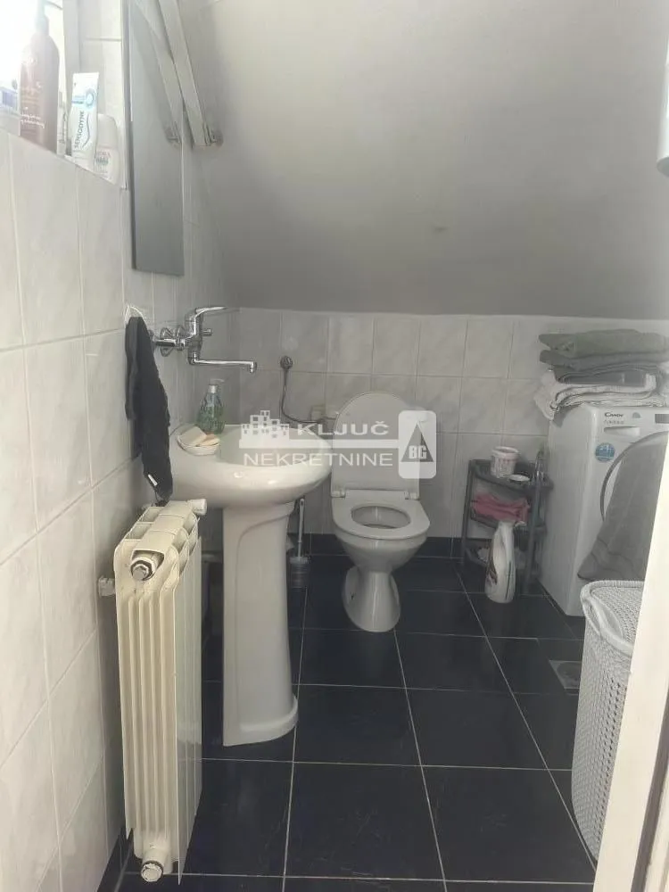 Prodaja, četvorosoban stan, 117m², Kalenić Pijaca, Vračar Sve Podlokacije