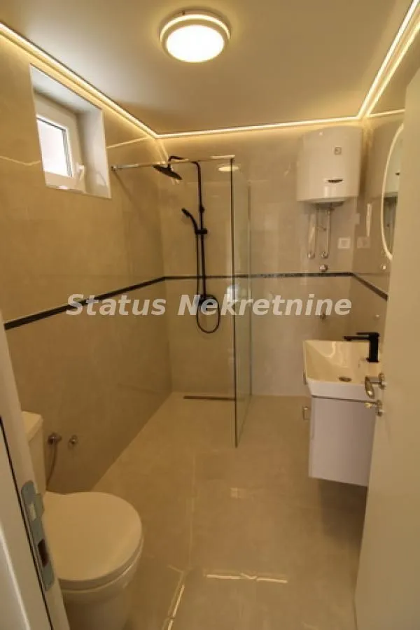Prodaja, garsonjera, 24m², Centar, Novi Sad