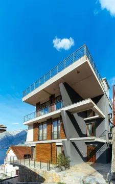 Prodaja, jednosoban stan, 68m², Stoliv, Kotor - image 11