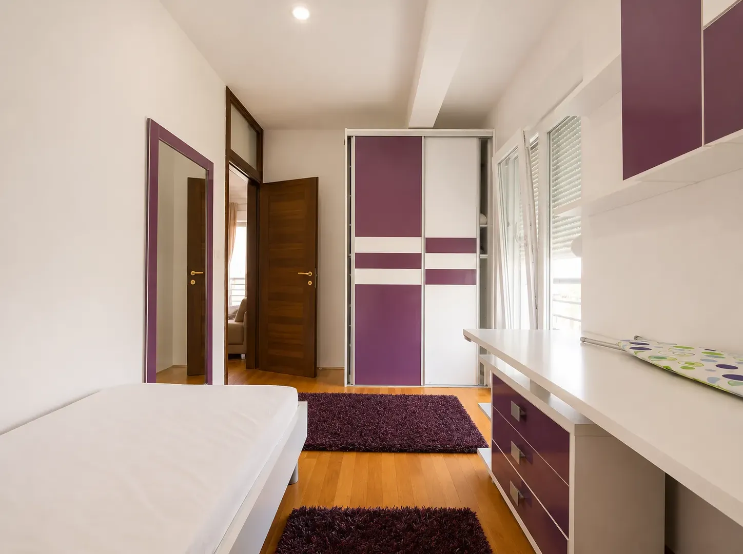 Izdavanje, dvosoban stan, 60m², Stari Aerodrom, Podgorica