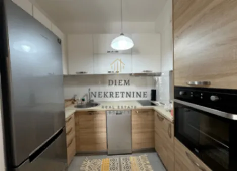 Izdavanje, jednosoban stan, 45m², City Kvart, Podgorica - image 9