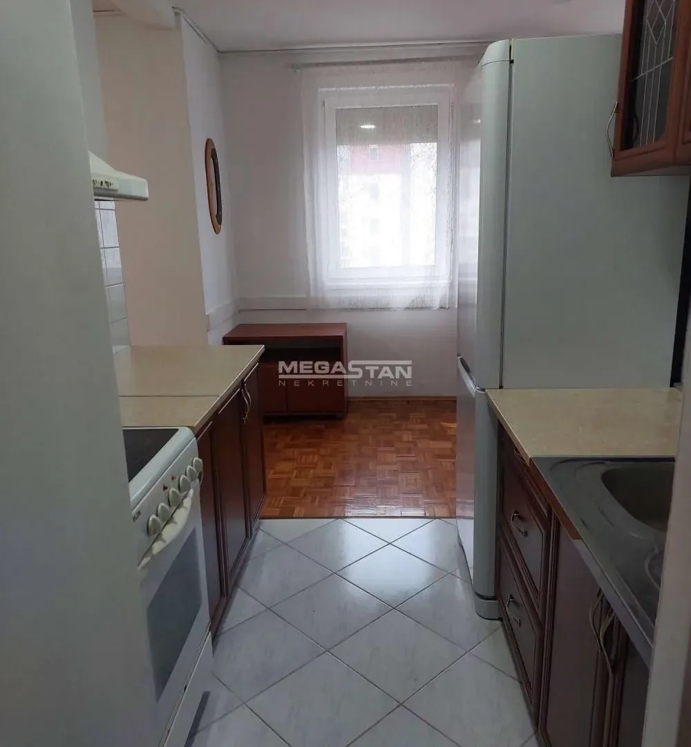Izdavanje, jednosoban stan, 47m², Novi Beograd Blok 72, Novi Beograd Sve Podlokacije