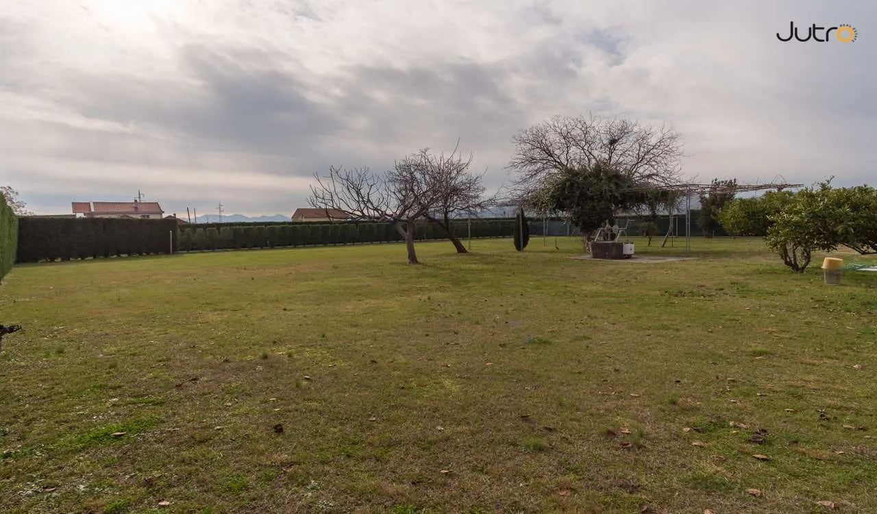 Rent, house, 170m², Dajbabe, Podgorica