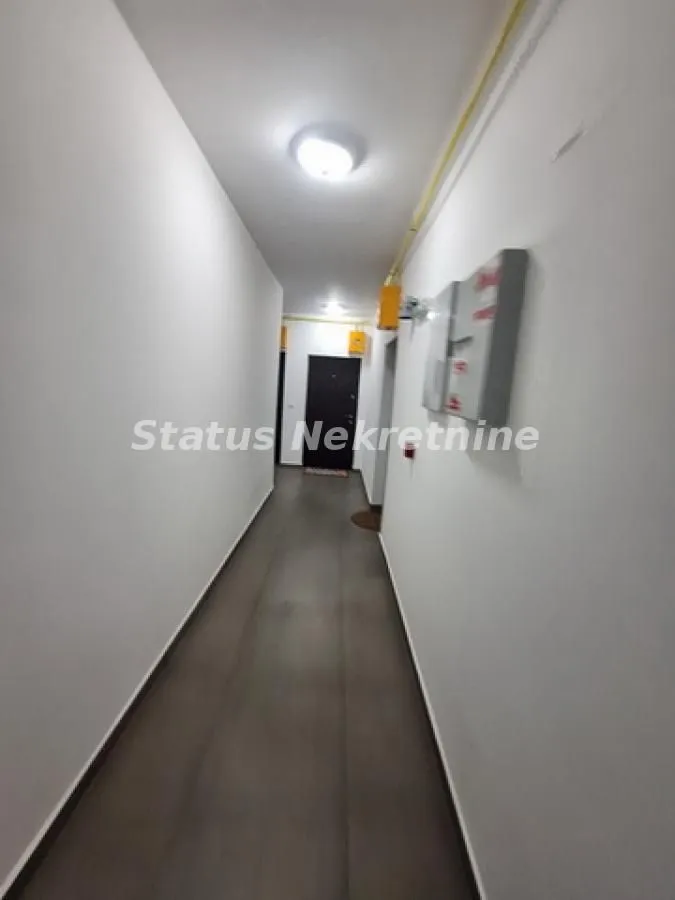 Prodaja, jednosoban stan, 46m², Centar, Inđija
