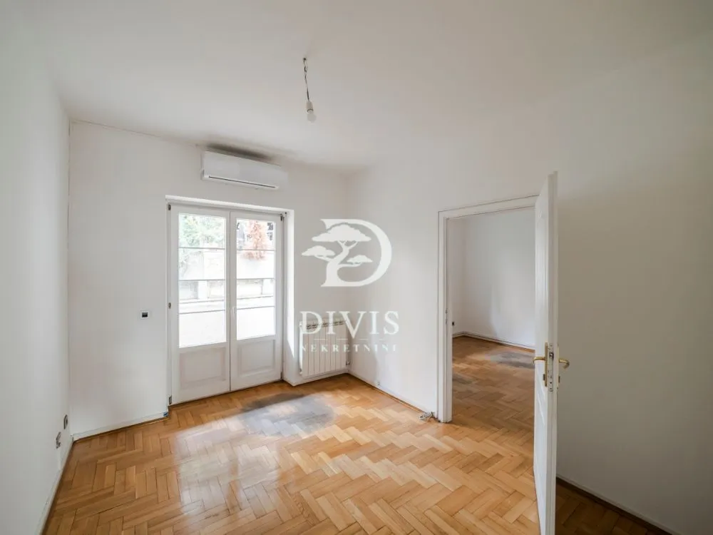 Izdavanje, kuća, 480m², Zvezdin Stadion, Beograd