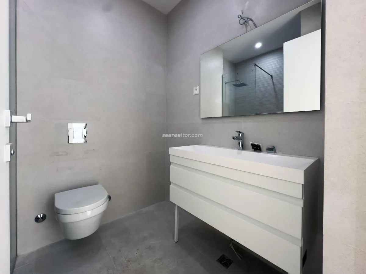 Prodaja, kuća, 286m², Donja Lastva, Tivat