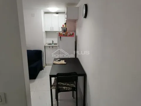 Rent, one bedroom apartment, 40m², Bulbulder, Zvezdara Sve Podlokacije - image 3