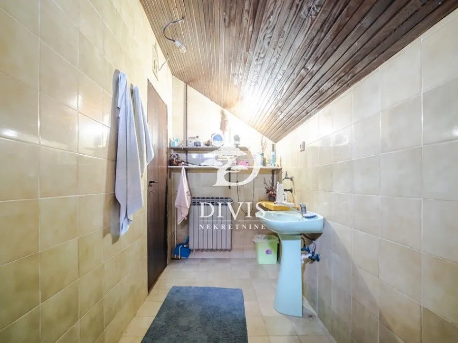 Prodaja, četvorosoban stan, 336m², Zeleno Brdo, Zvezdara Sve Podlokacije