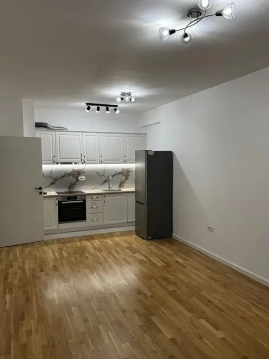 Izdavanje, dvosoban stan, 66m², Stari Aerodrom, Podgorica
