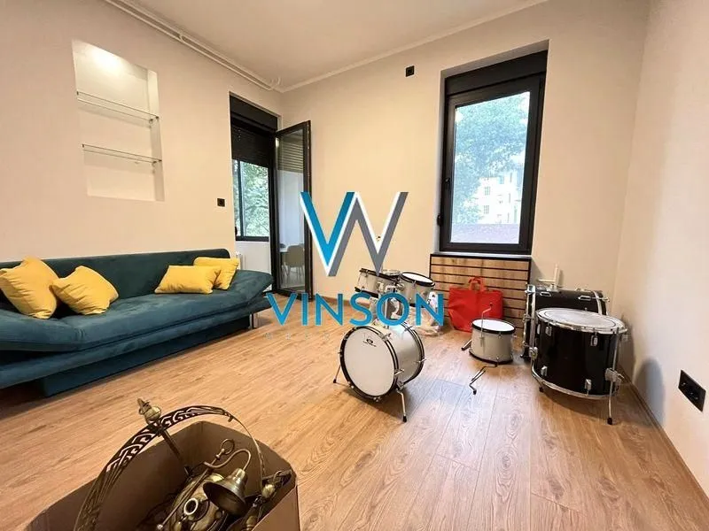 Prodaja, trosoban stan, 100m², Centar, Novi Sad