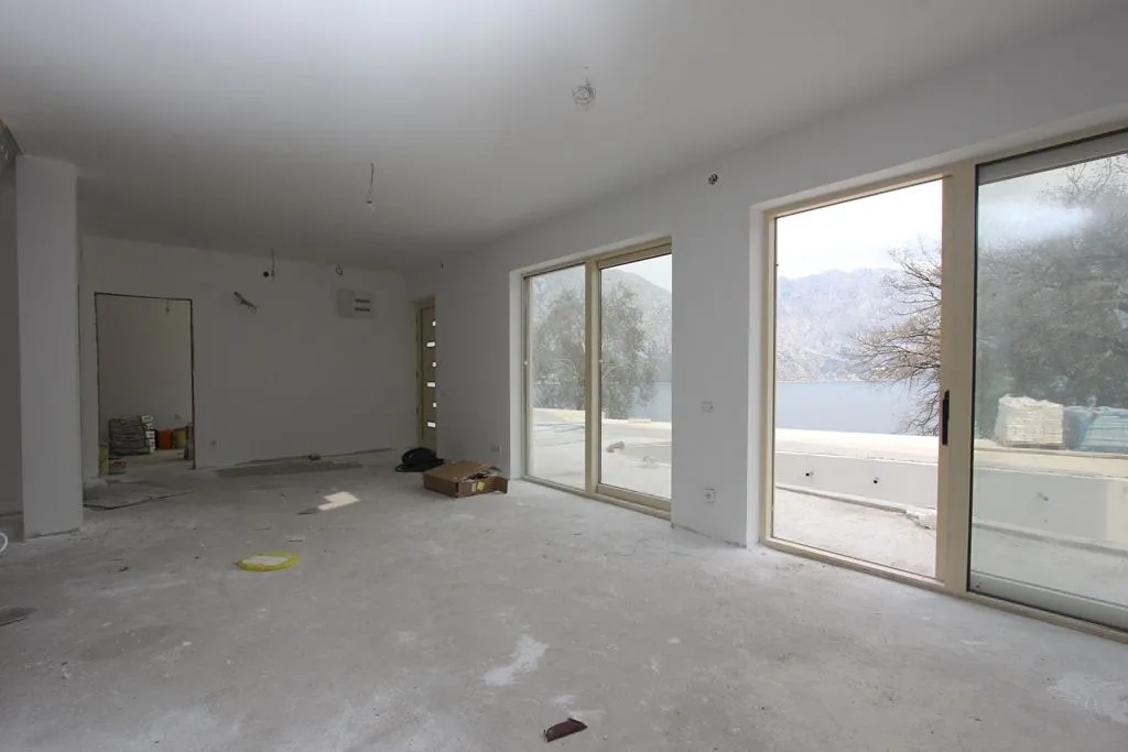 Sale, house, 175m², Prčanj, Kotor