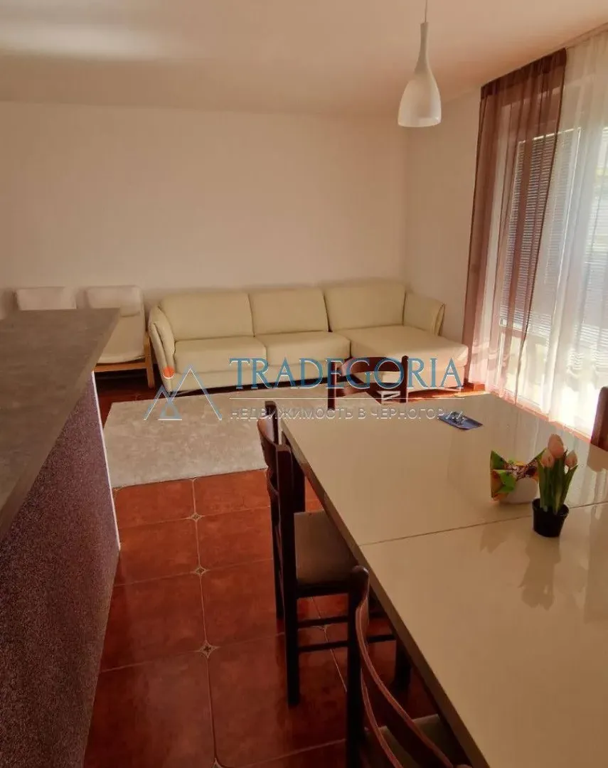 Prodaja, trosoban stan, 90m², Petrovac, Budva