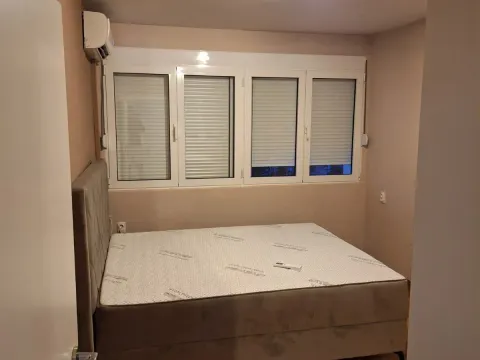 Prodaja, trosoban stan, 60m², Centar, Tivat - image 7