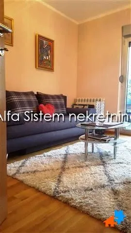 Izdavanje, trosoban stan, 82m², Lion, Zvezdara Sve Podlokacije