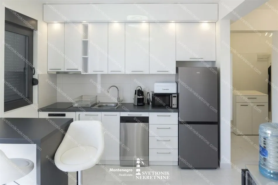 Prodaja, jednosoban stan, 40m², Đenovići, Herceg Novi
