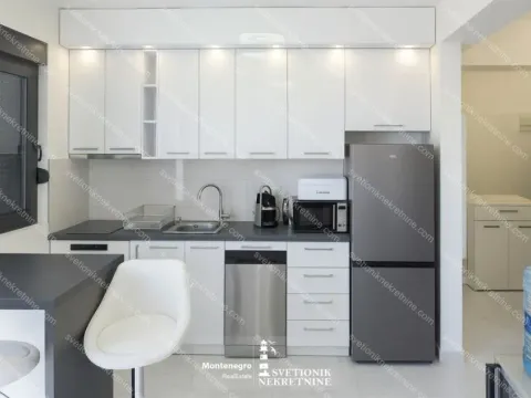 Sale, one bedroom apartment, 40m², Đenovići, Herceg Novi - image 8