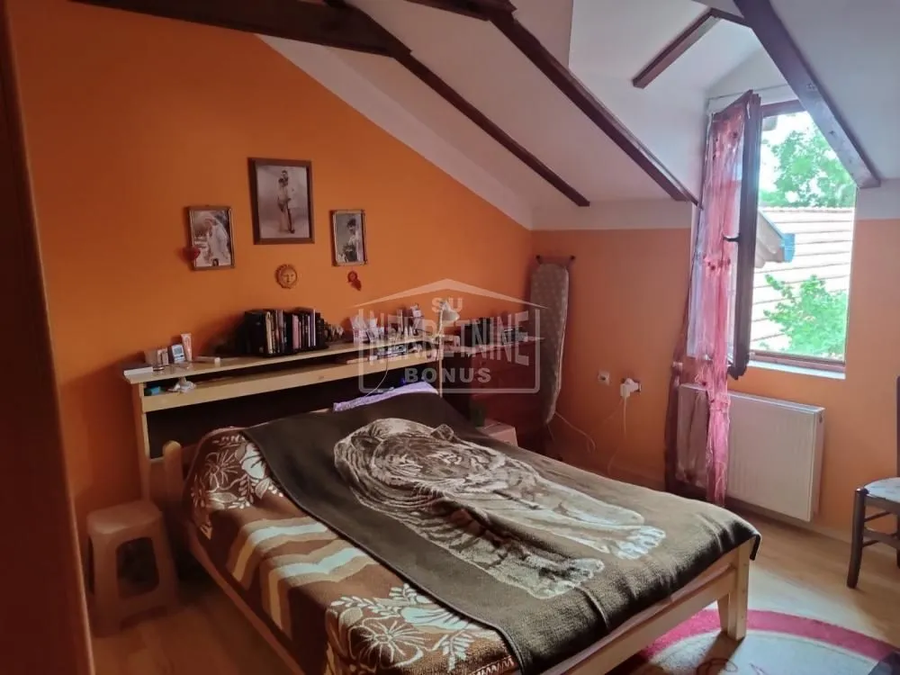 Prodaja, kuća, 180m², Centar, Subotica