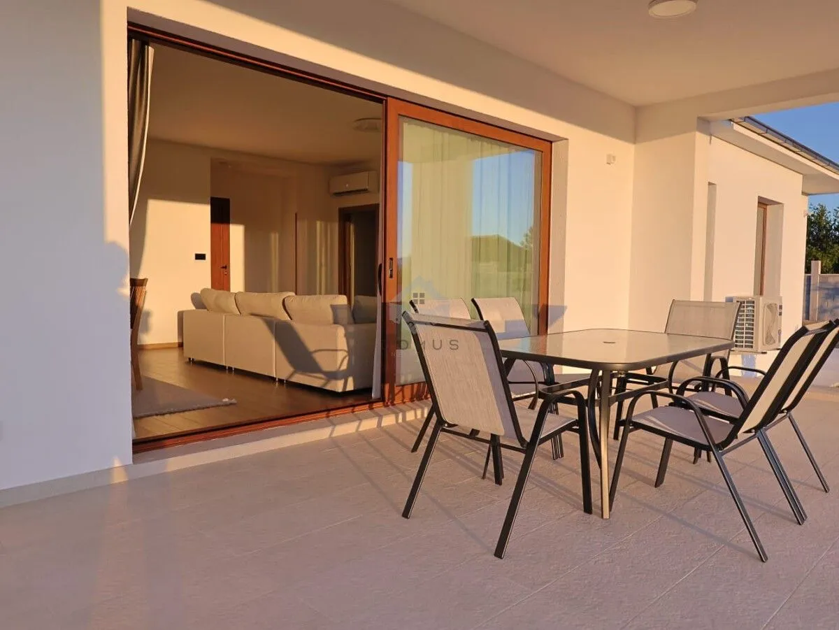 Rent, house, 100m², Zeta, Podgorica