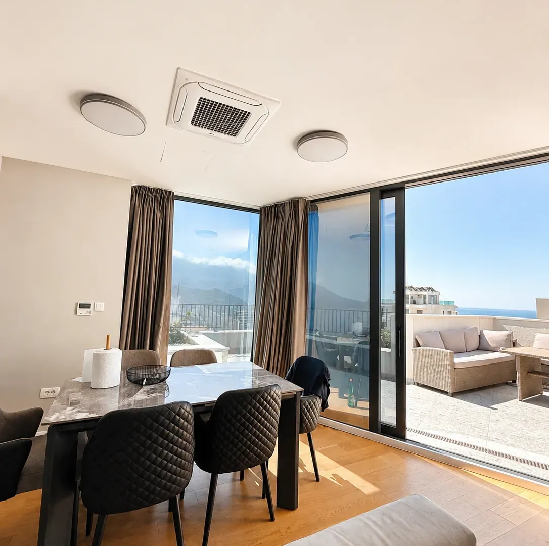 Sale, two bedroom apartment, 99m², Bečići, Budva