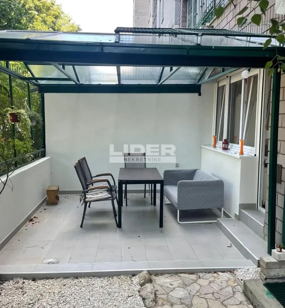 Rent, two bedroom apartment, 62m², Novi Beograd Sve Podlokacije, Beograd