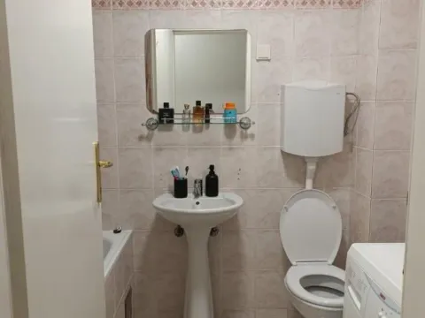 Izdavanje, garsonjera, 29m², Centar, Novi Sad - image 4