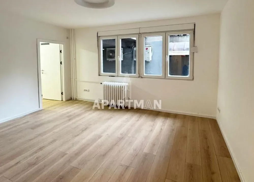 Izdavanje, jednosoban stan, 34m², Kalenić Pijaca, Vračar Sve Podlokacije