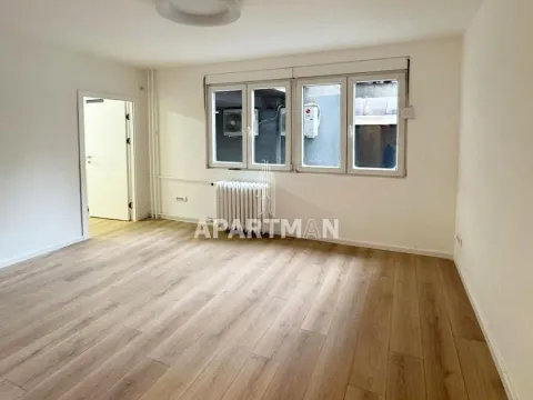 Izdavanje, jednosoban stan, 34m², Kalenić Pijaca, Vračar Sve Podlokacije