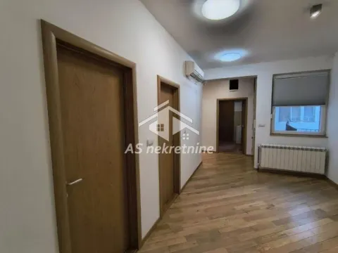 Izdavanje, stan, 65m², Stari Grad, Beograd - image 12