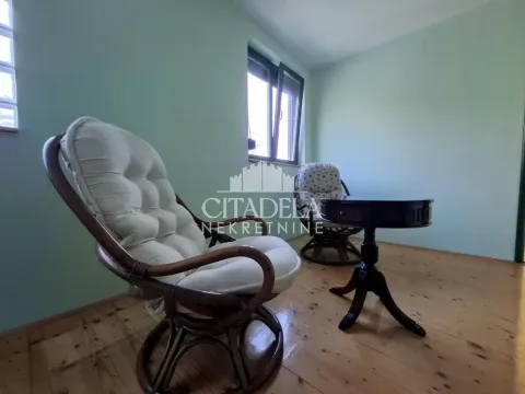 Prodaja, kuća, 173m², Irig, Srbija - image 11