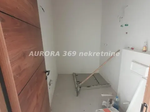 Prodaja, jednosoban stan, 32m², Irig, Srbija - image 3