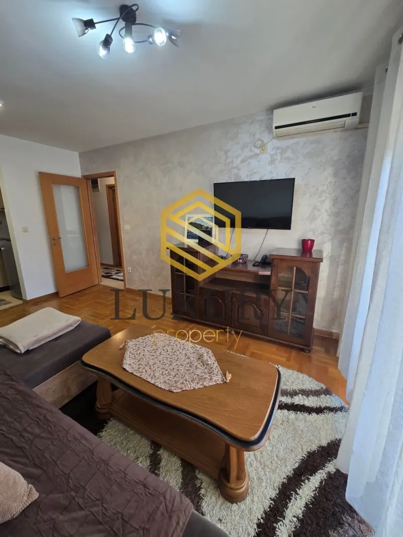 Rent, one bedroom apartment, 42m², Stari Aerodrom, Podgorica