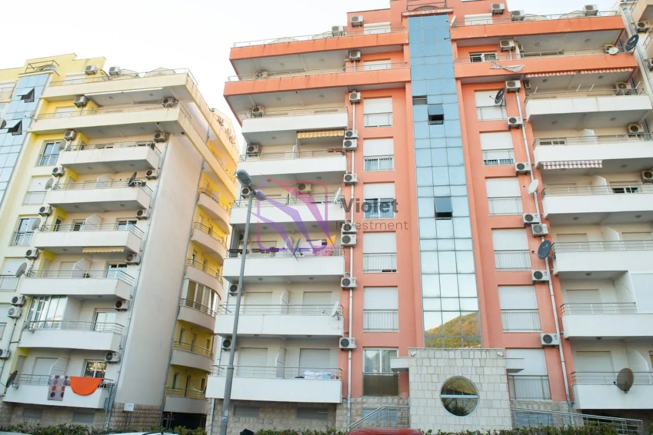 Prodaja, jednosoban stan, 67m², Babilonija, Budva