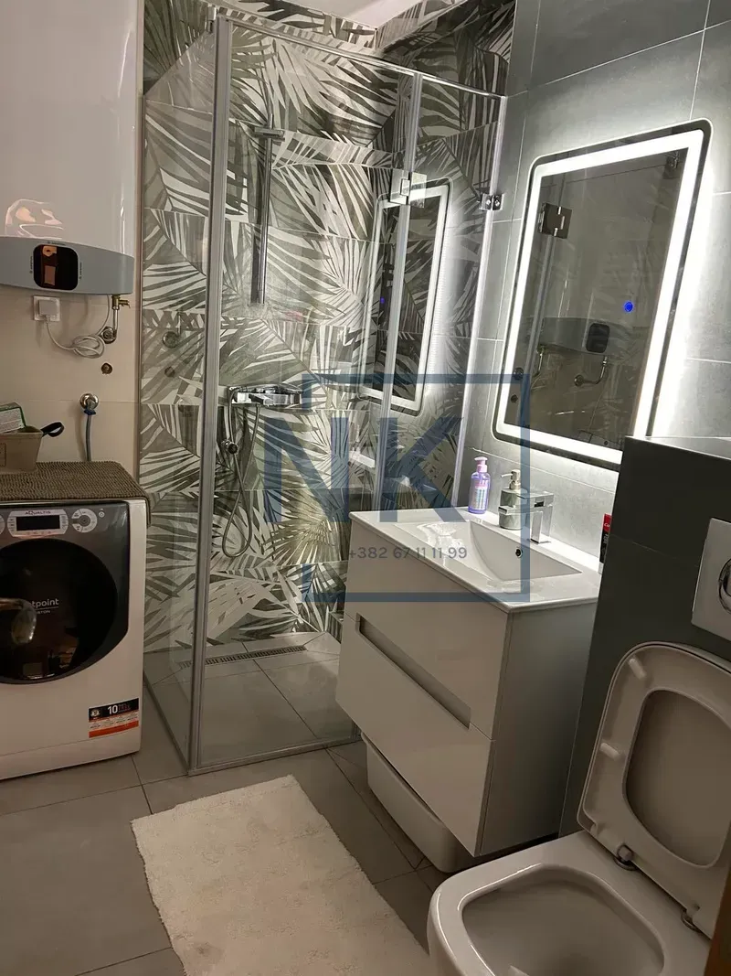 Prodaja, dvosoban stan, 74m², Stara Varoš, Podgorica