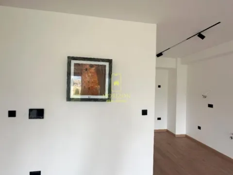 Sale, two bedroom apartment, 106m², Vezirov Most, Podgorica - image 10