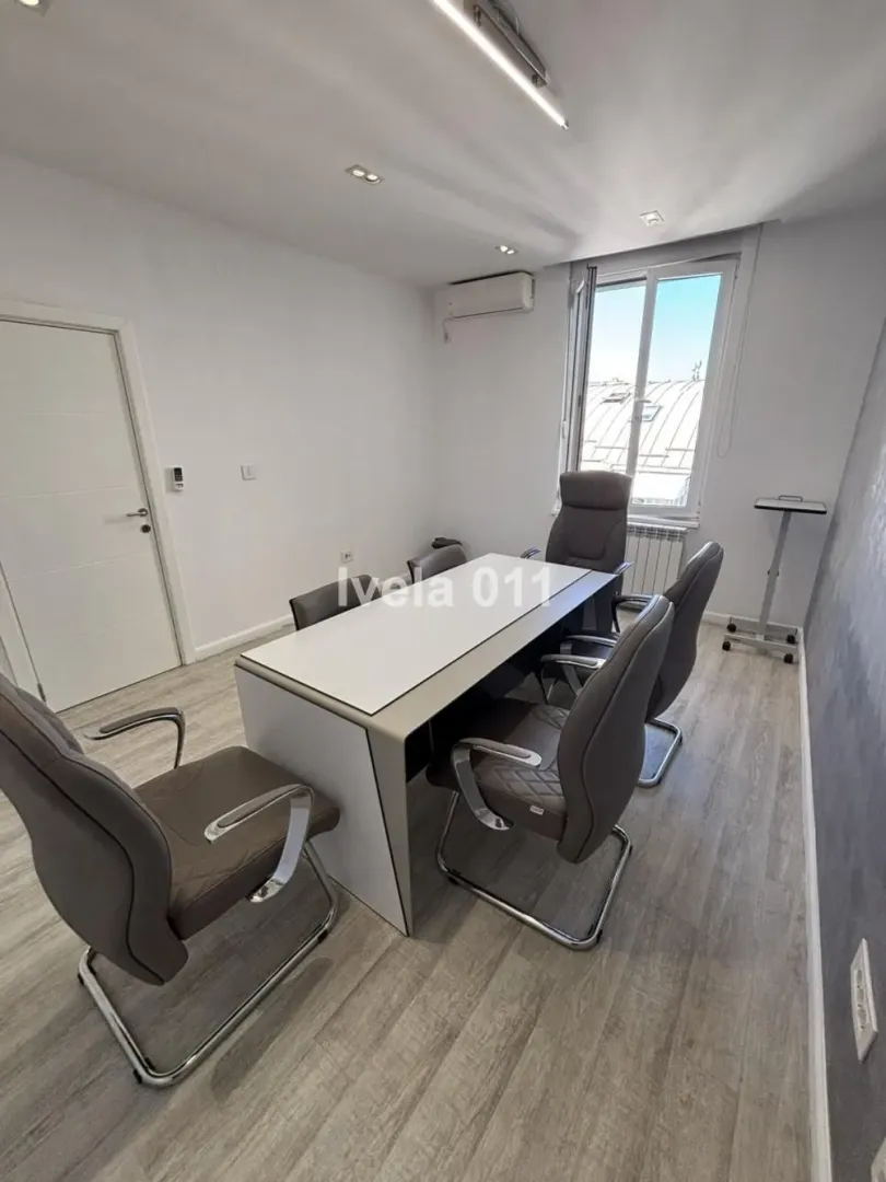 Prodaja, stan, 118m², Đeram Pijaca, Beograd