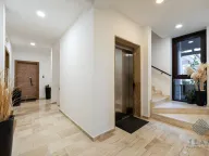 Sale, two bedroom apartment, 80m², Gornja Gorica, Podgorica - image 23