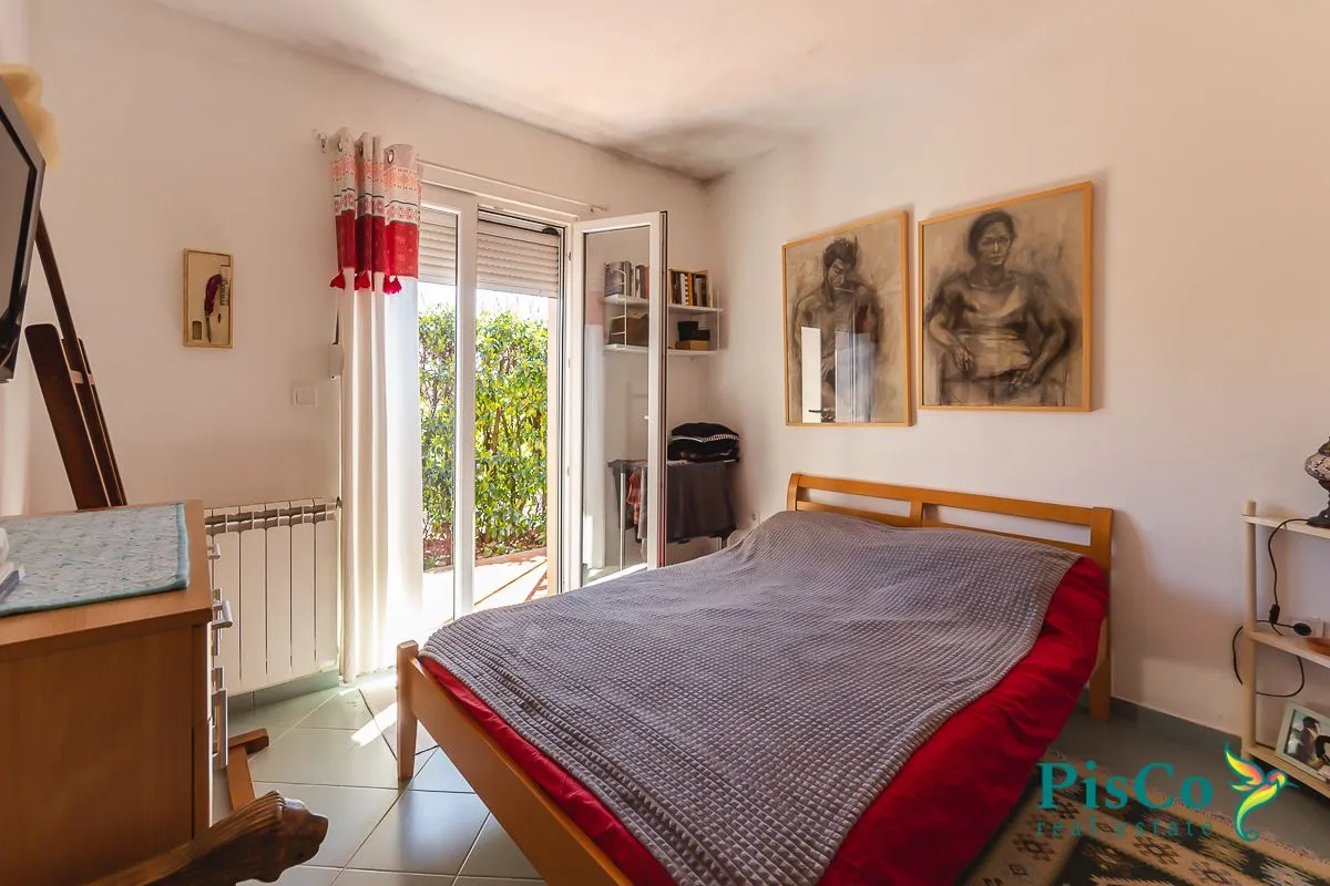 Prodaja, kuća, 150m², Tološi, Podgorica
