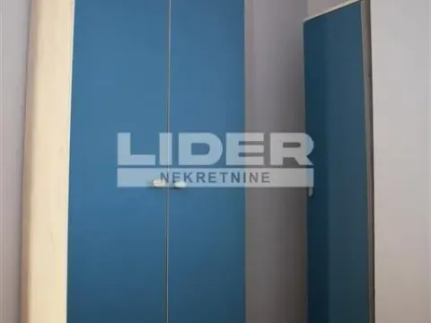 Prodaja, kuća, 198m², Ledine, Beograd - image 13