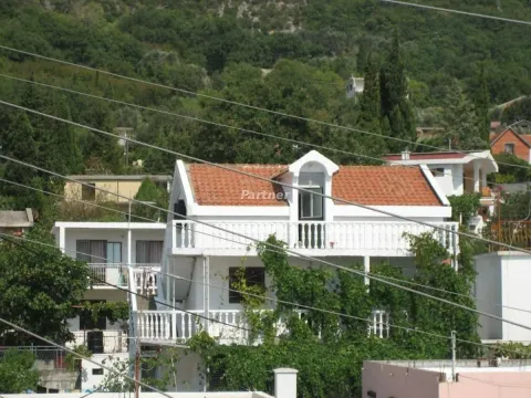 Sale, house, 190m², Sutomore, Bar