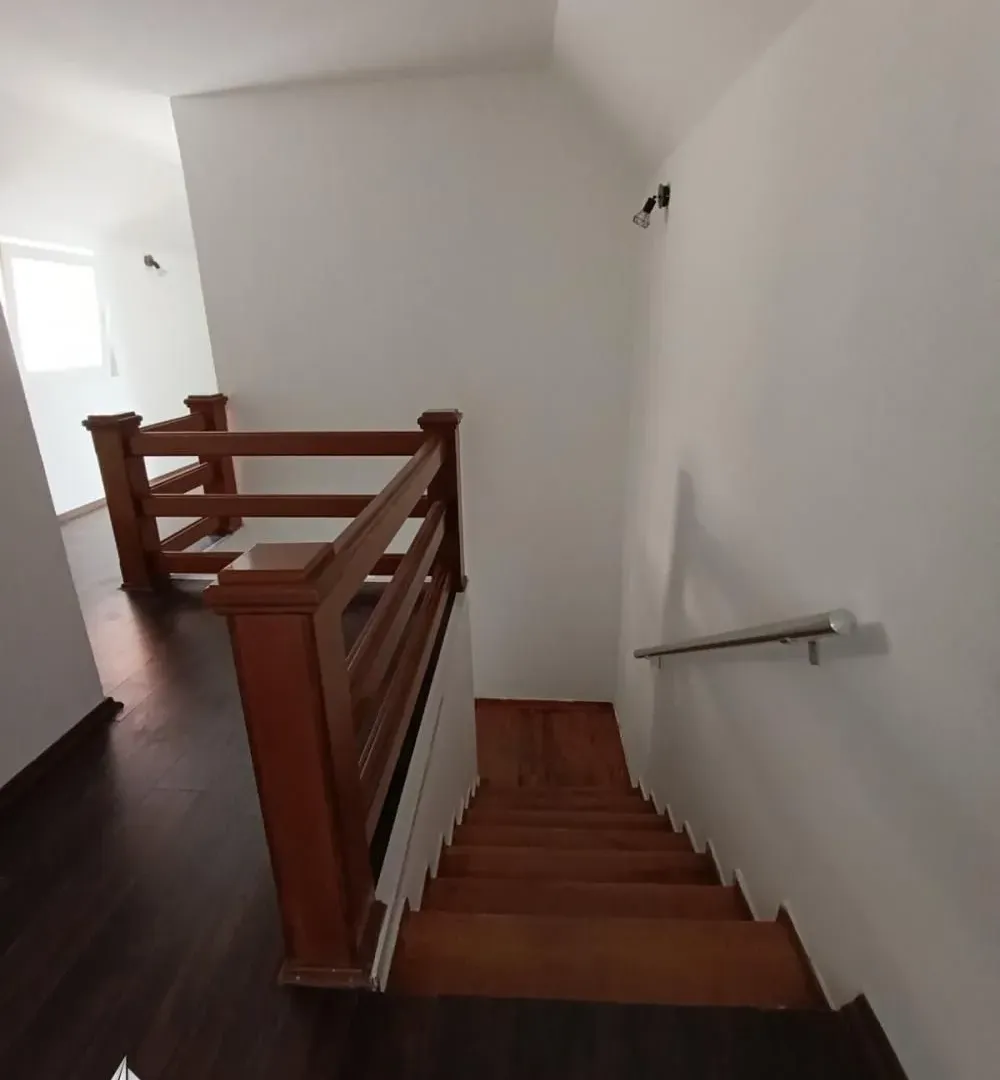 Prodaja, četvorosoban stan, 87m², Zemun Sve Podlokacije, Beograd