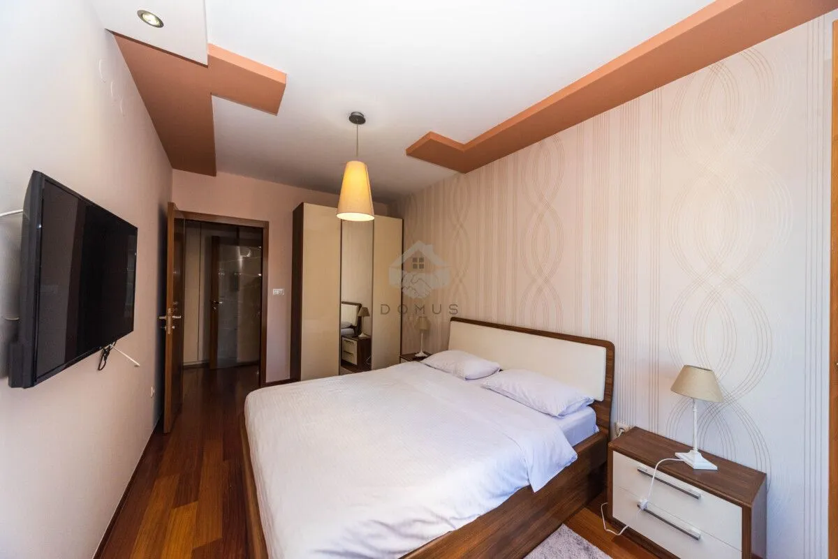 Rent, two bedroom apartment, 75m², Centar, Podgorica
