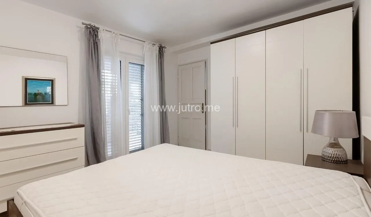 Prodaja, jednosoban stan, 62m², Donja Lastva, Tivat
