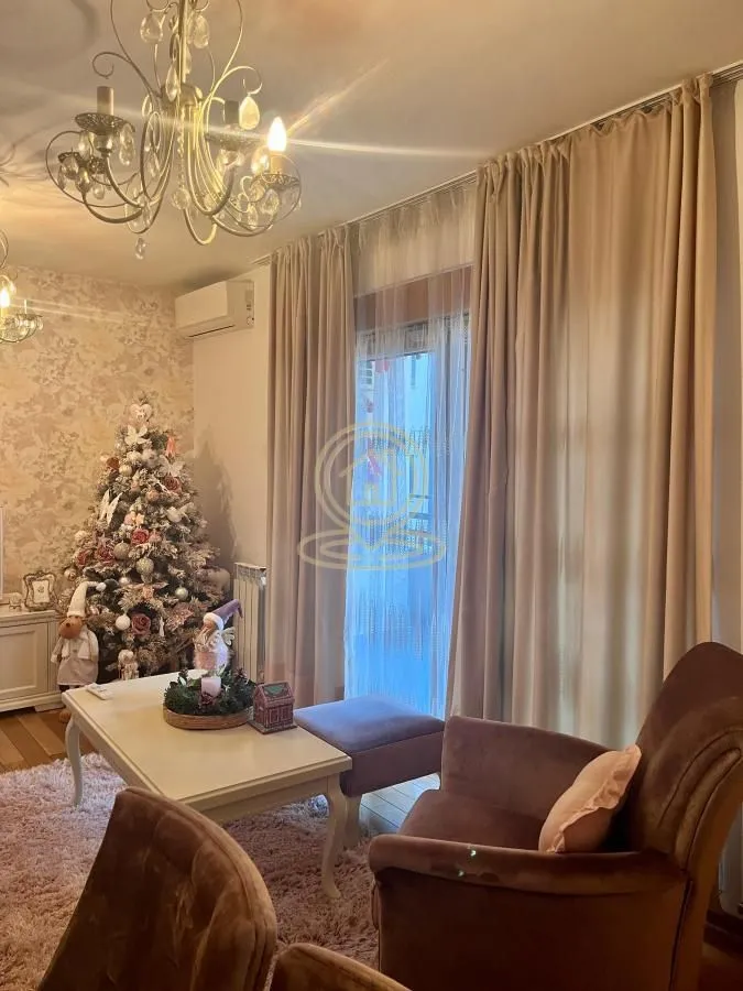 Izdavanje, trosoban stan, 55m², Kluz, Zvezdara Sve Podlokacije