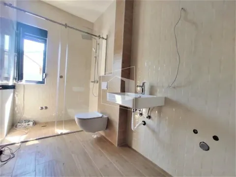 Sale, house, 150m², Dalmatinska ulica, Podgorica - image 14