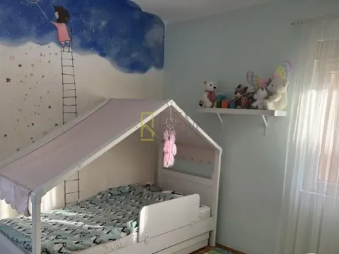 Prodaja, dvosoban stan, 61m², Tološi, Podgorica - image 9