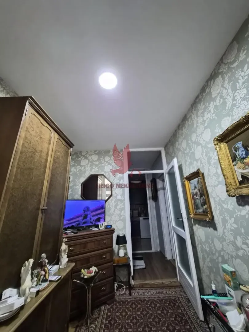 Sale, four bedroom apartment, 74m², Voždovac Sve Podlokacije, Beograd