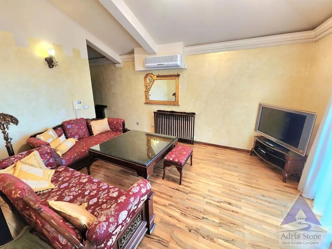 Prodaja, trosoban stan, 179m², Rozino, Budva