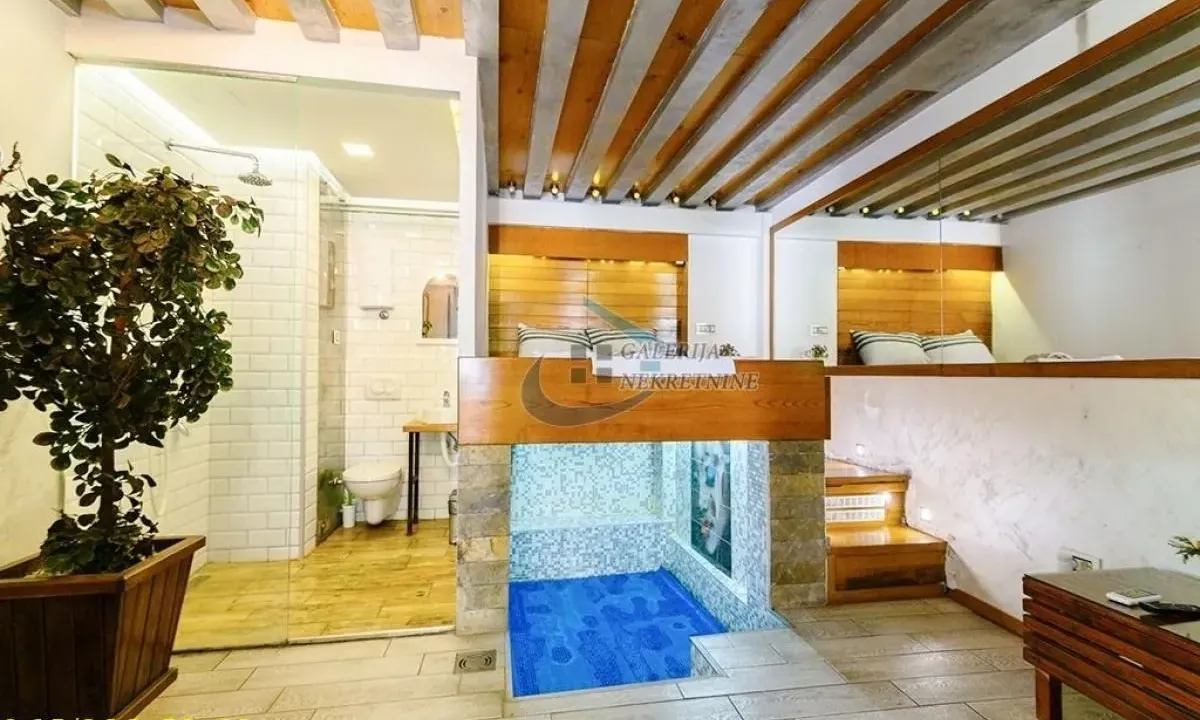 Prodaja, dvosoban stan, 44m², Cvetni Trg, Vračar Sve Podlokacije