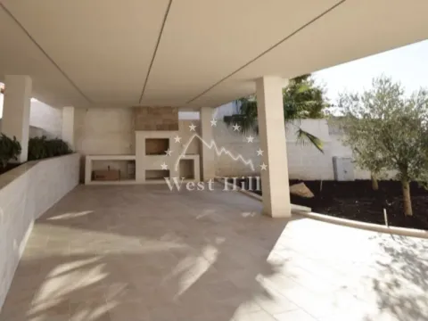 Sale, house, 400m², Bečići, Budva - image 20